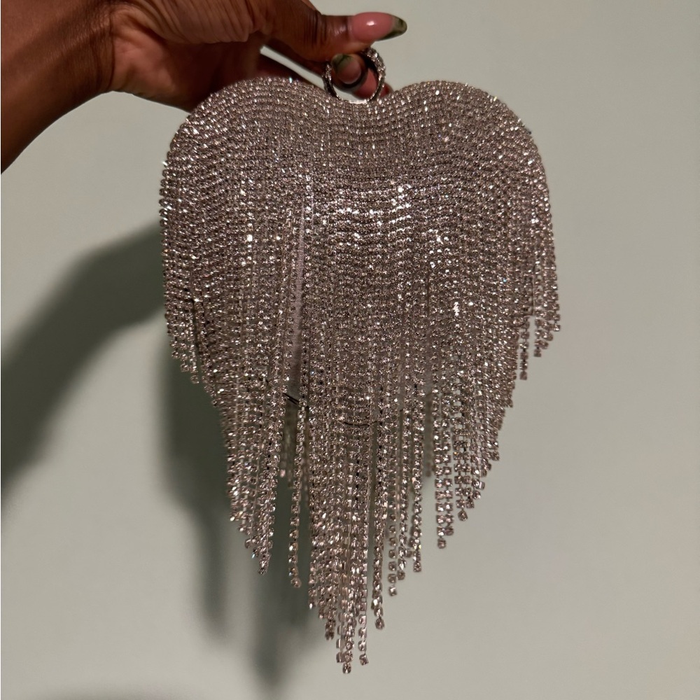 Silver Heart-Shaped Rhinestone Clutch